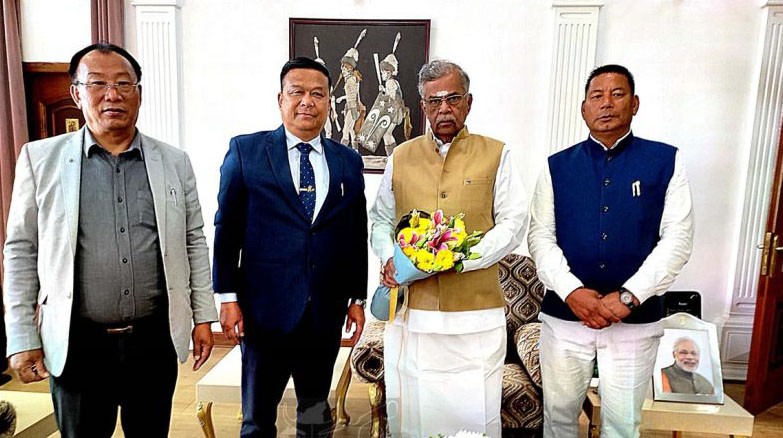 CIC Nagaland, I Meyionen Jamir alongwith the two State Information Commissioners paid a courtesy visit to Governor La Ganesan at Raj Bhavan, Kohima on March 10. (DIPR Photo)